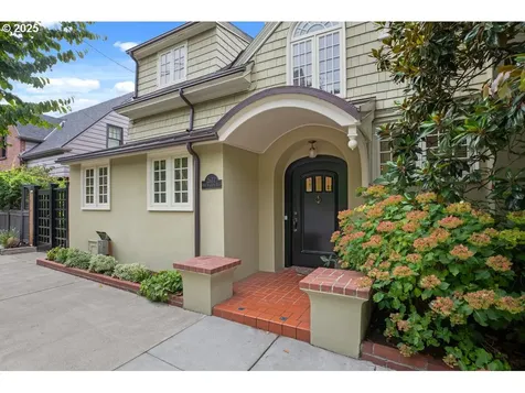 2677 NW Westover Road Portland OR 97210