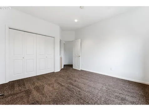 2680 E Mountain View Drive SE Albany OR 97322