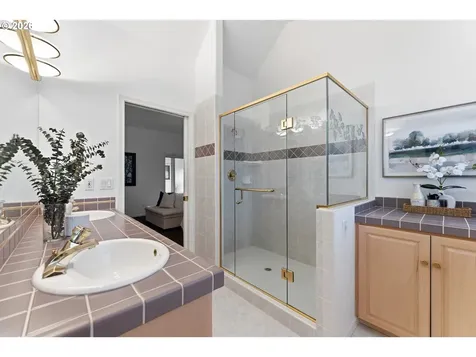 2680 E Mountain View Drive SE Albany OR 97322