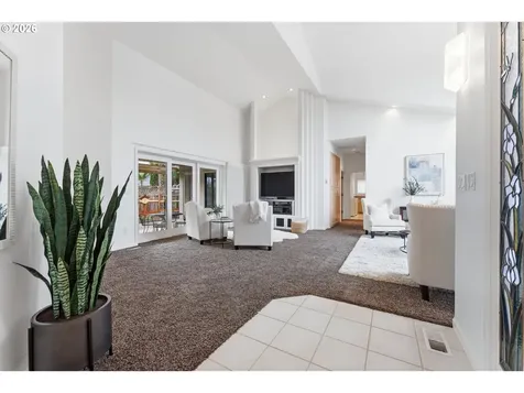 2680 E Mountain View Drive SE Albany OR 97322
