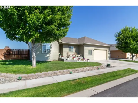 2260 NE 8th Street Hermiston OR 97838