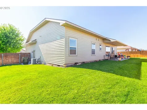 2260 NE 8th Street Hermiston OR 97838