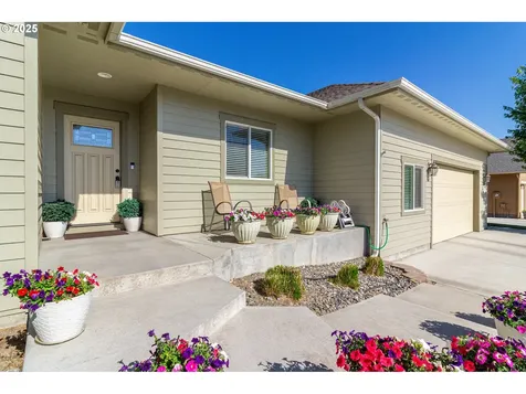 2260 NE 8th Street Hermiston OR 97838