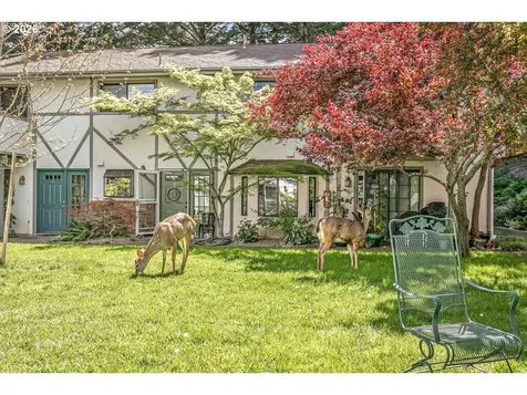 495 Chestnut Street Ashland OR 97520