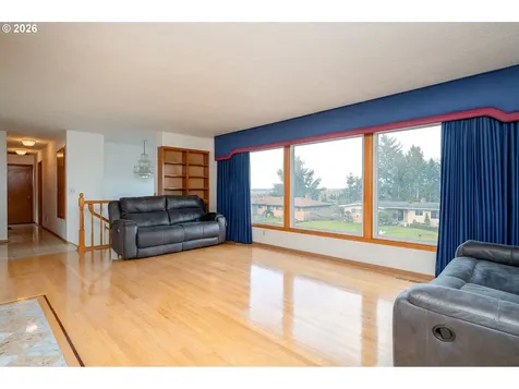 12340 NE Rose Parkway Portland OR 97230