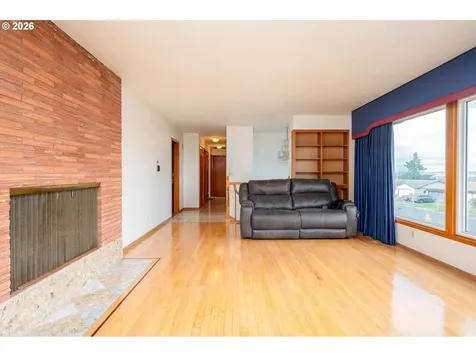 12340 NE Rose Parkway Portland OR 97230