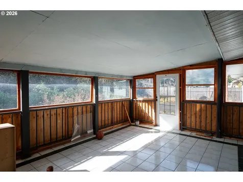 12340 NE Rose Parkway Portland OR 97230