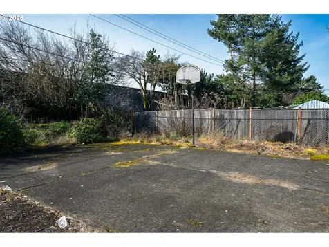 12340 NE Rose Parkway Portland OR 97230