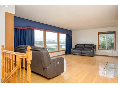 12340 NE Rose Parkway Portland OR 97230