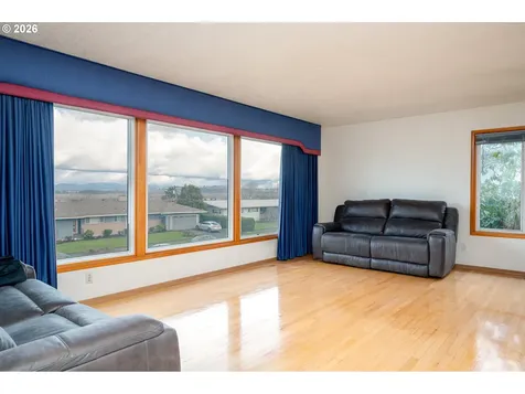 12340 NE Rose Parkway Portland OR 97230