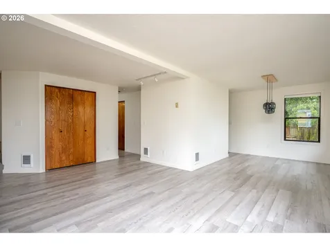 550 SE 58th Avenue Portland OR 97215