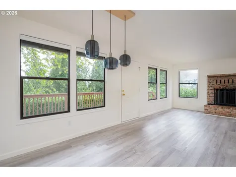 550 SE 58th Avenue Portland OR 97215