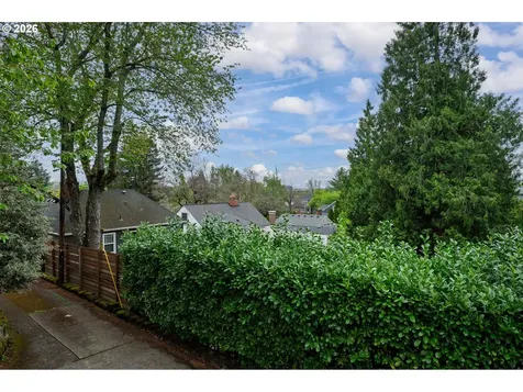 550 SE 58th Avenue Portland OR 97215