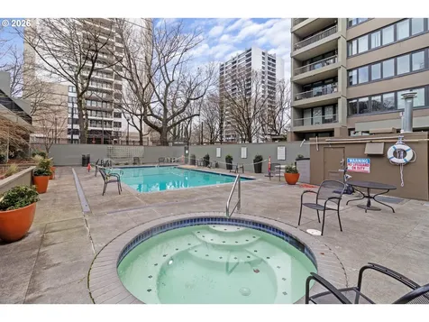 255 SW Harrison Street Portland OR 97201