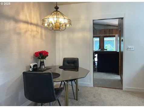 8632 NE Clackamas Street Portland OR 97220