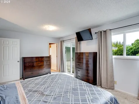 410 45th Court Washougal WA 98671