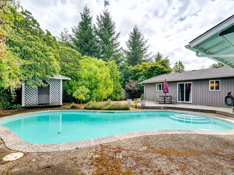 410 45th Court Washougal WA 98671