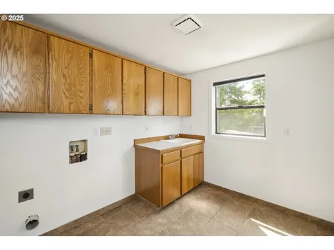 16202 NW 31st Court Vancouver WA 98685