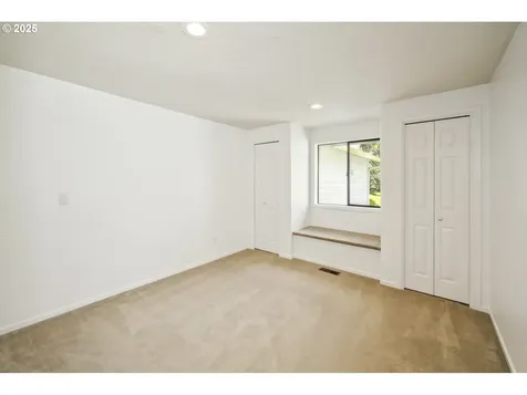 16202 NW 31st Court Vancouver WA 98685