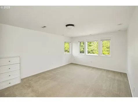 16202 NW 31st Court Vancouver WA 98685