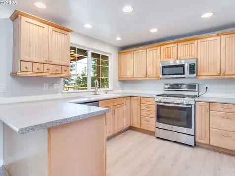 2243 SW 195th Avenue Beaverton OR 97003