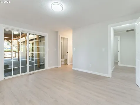 2243 SW 195th Avenue Beaverton OR 97003