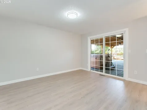 2243 SW 195th Avenue Beaverton OR 97003