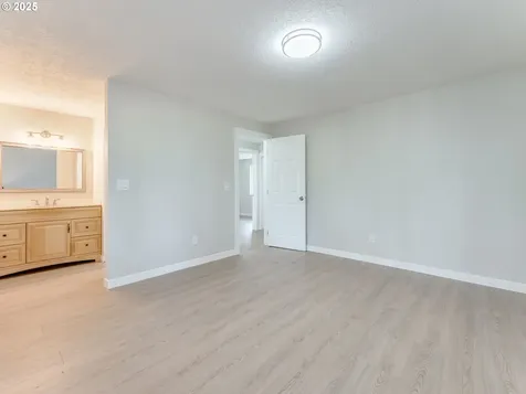 2243 SW 195th Avenue Beaverton OR 97003