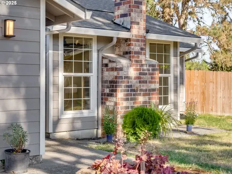 2243 SW 195th Avenue Beaverton OR 97003