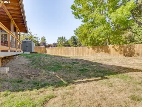 2243 SW 195th Avenue Beaverton OR 97003
