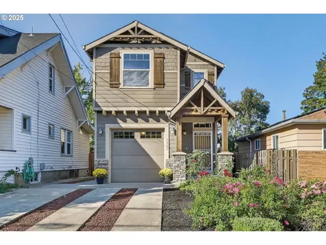 7025 SE Carlton Street Portland OR 97206