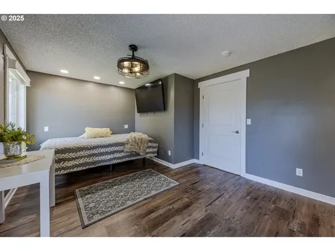 789 66th Street Springfield OR 97478