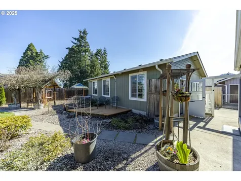 789 66th Street Springfield OR 97478