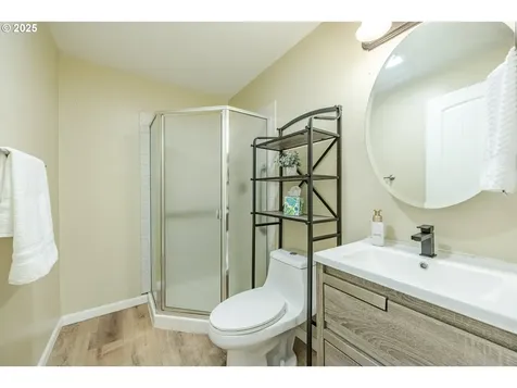 789 66th Street Springfield OR 97478