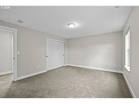 3220 N Knoll Drive Newberg OR 97132