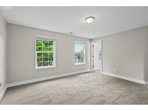 3220 N Knoll Drive Newberg OR 97132