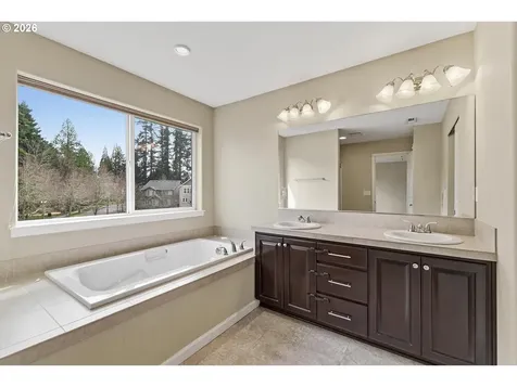5595 NE Azores Court Hillsboro OR 97124