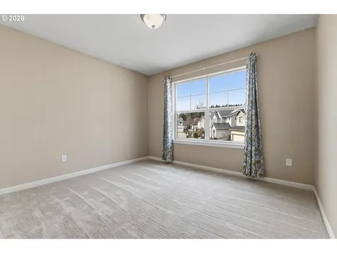 5595 NE Azores Court Hillsboro OR 97124