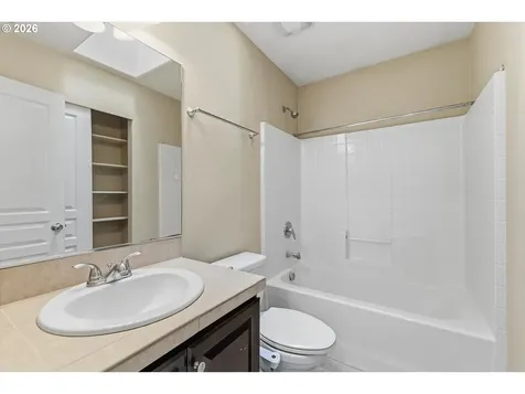 5595 NE Azores Court Hillsboro OR 97124