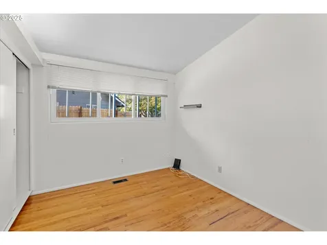 1906 NE 127th Avenue Portland OR 97230