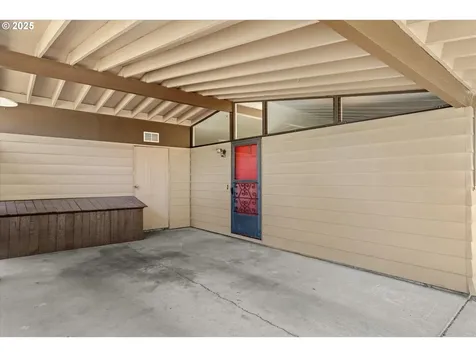 1906 NE 127th Avenue Portland OR 97230
