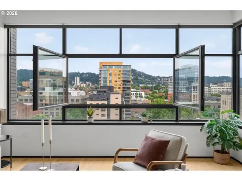 333 NW 9th Avenue Portland OR 97209
