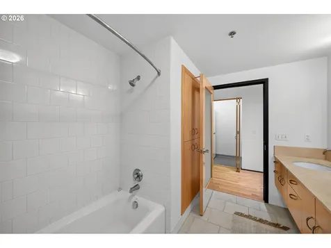 333 NW 9th Avenue Portland OR 97209