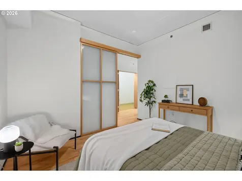333 NW 9th Avenue Portland OR 97209