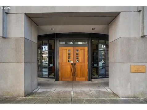 333 NW 9th Avenue Portland OR 97209