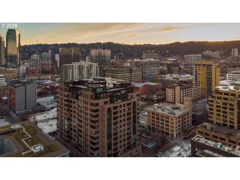 333 NW 9th Avenue Portland OR 97209