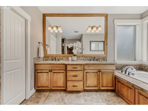 32557 NW Mountaindale Road North Plains OR 97133
