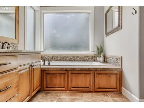 32557 NW Mountaindale Road North Plains OR 97133