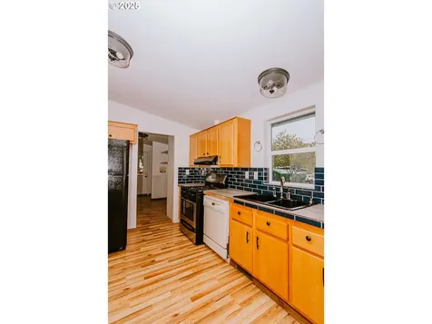 88247 Ellmaker Road Veneta OR 97487