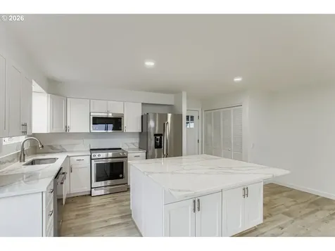 3913 SE Woodburn Road Washougal WA 98671